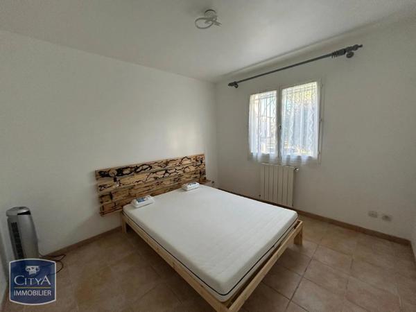 Maison à louer 4 pièces 85.06m² Calvisson (30420)