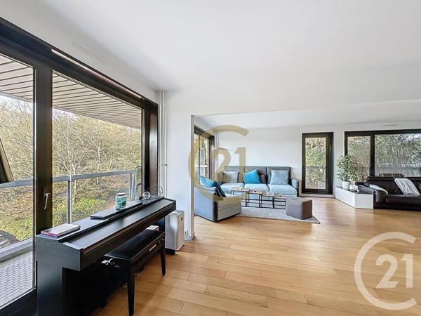 Appartement F5 à vendre  5 pièces - 133,47 m2 ROCQUENCOURT - 78