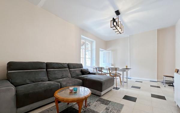 Maison à vendre    5 pièces • 170 m2 Beaugency