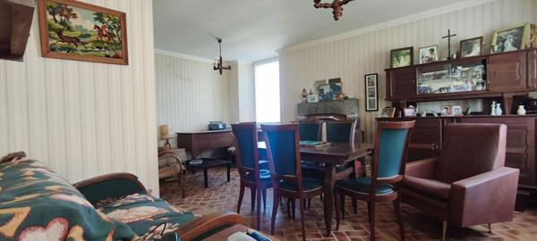 Exclusivité!! Côtes d'Armor. 22210 Plémet, Maison en pierres, 2 chambres, dépendances, garage et terrain
