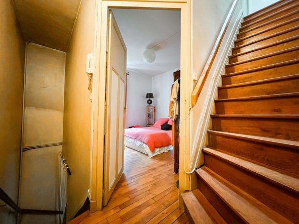 Maison à Angers quartier Jeanne d'Arc de 4 chambres avec jardin