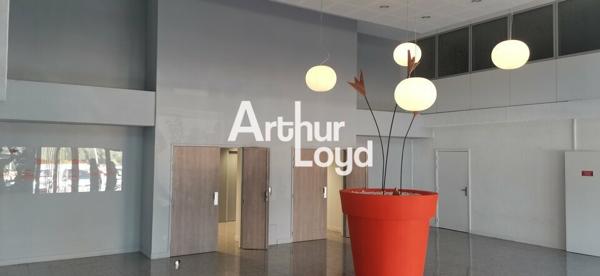 BUREAU A LOUER DE 429M² EN ZONE INDUSTRIELLE