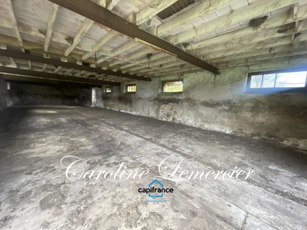 Maison à vendre 0 pièces proche de CONNERRE (72) GRANGE EN PIERRE DE 170 M² AVEC GRNIER SUR TOUTE LA SUPERFICIE , 2500 m² terrain en campagne