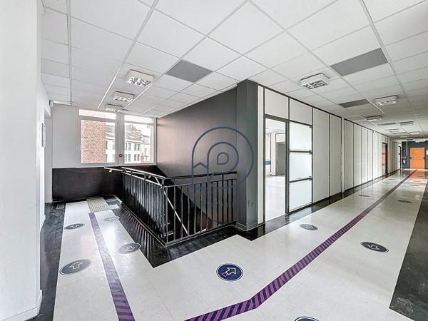 1 100 m² de bureaux sur 2 niveaux de 550 m² à vendre – Lille centre, rue Nationale