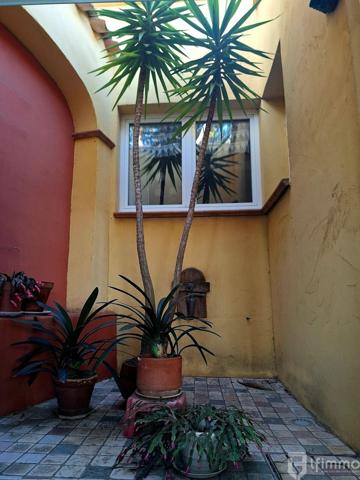 Villa familiale dans les hauteurs de Narbonne