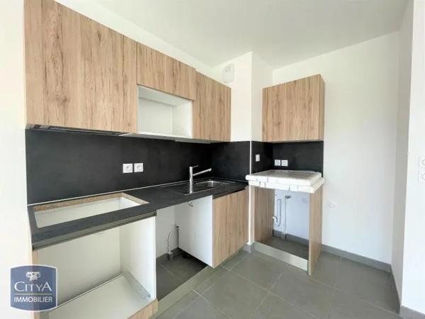 Appartement à louer 2 pièces 38.55m² Avignon (84000)