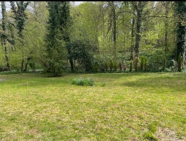 Superbe terrain de loisirs de 1000m2 environ