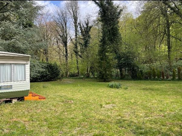 Superbe terrain de loisirs de 1000m2 environ