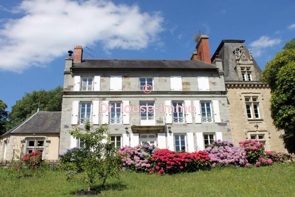 Château à vendre 26 pièces de 693 m²