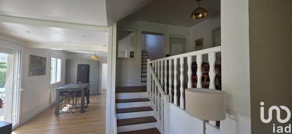 Maison à vendre 5 pièces 123 m² Saint-Mamet-la-Salvetat