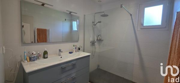 Maison à vendre 5 pièces 123 m² Saint-Mamet-la-Salvetat