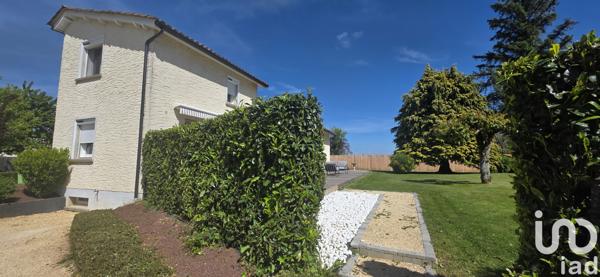 Maison à vendre 5 pièces 123 m² Saint-Mamet-la-Salvetat