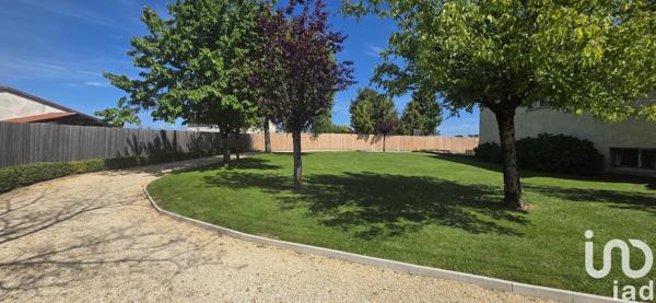 Maison à vendre 5 pièces 123 m² Saint-Mamet-la-Salvetat