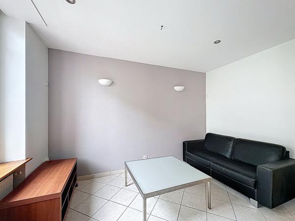 Reference 3235, T2 meublé de 53,54 m² au 1er étage, secteur Artem / Avenu du Général Leclerc, avec cave,