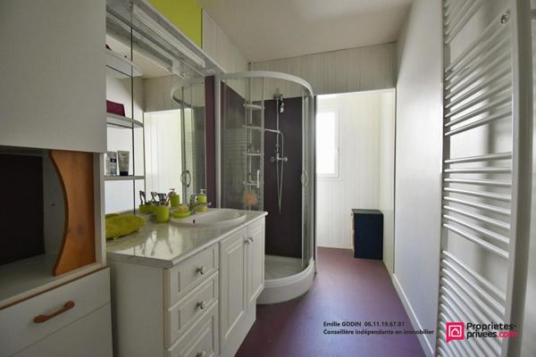 Maison  9 pièce(s) 180 m2