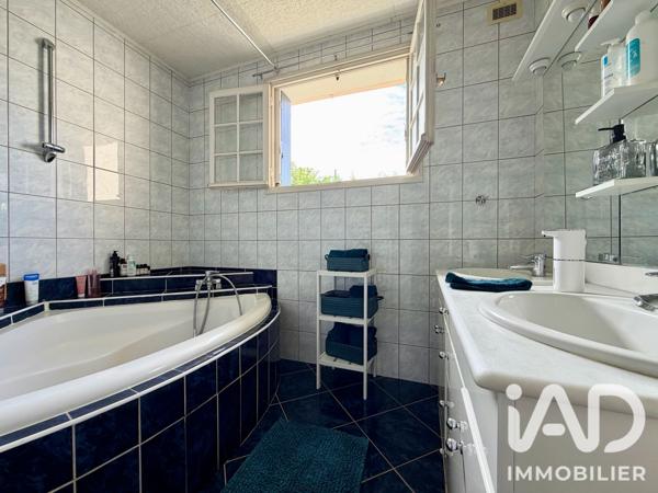 Maison à vendre 5 pièces 165 m² Ormesson-sur-Marne