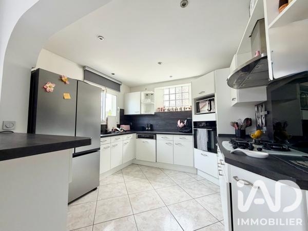 Maison à vendre 5 pièces 165 m² Ormesson-sur-Marne