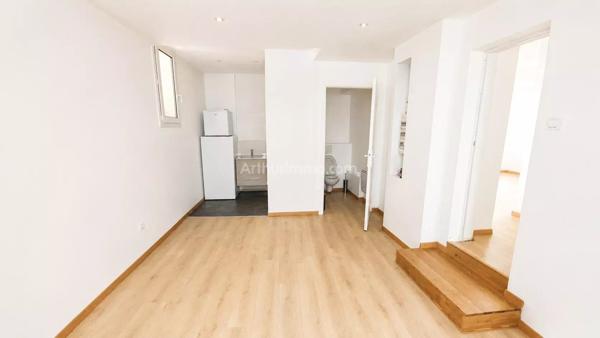 Vente                                                      Bureau
                        
                     2 pièces                      46 m2                     à Colmar