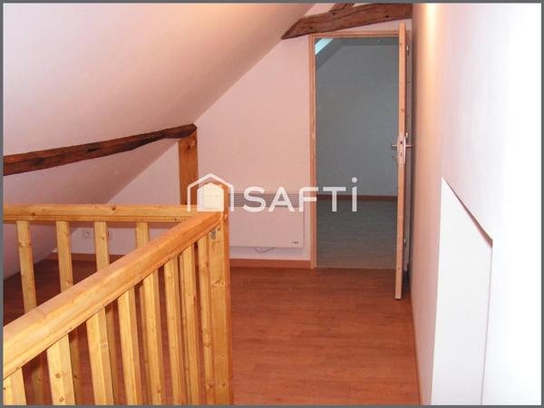 Belle maison de bourg en pierre entièrement rénovée.