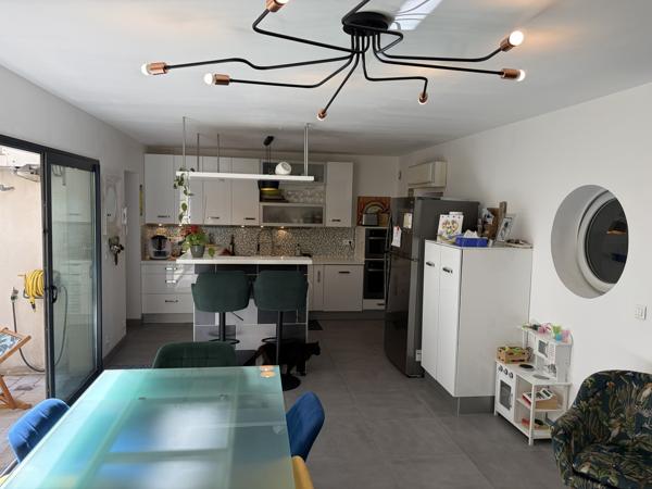 Maison 6 pièce(s) 3 chambre(s) 137.52 m²