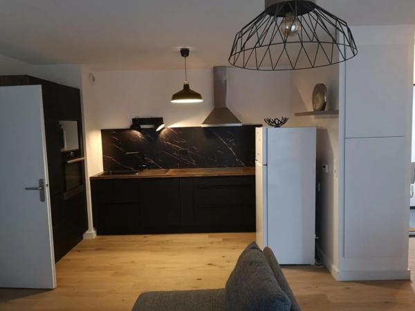 Appartement à louer à Bordeaux (33300)