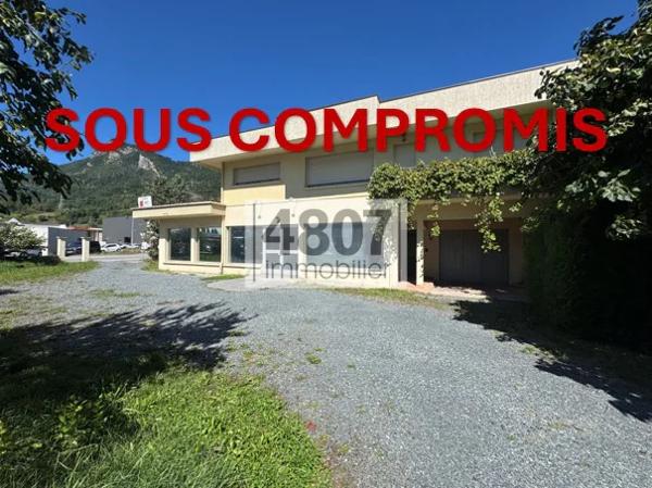 Immeuble à vendre à Cluses (74300)