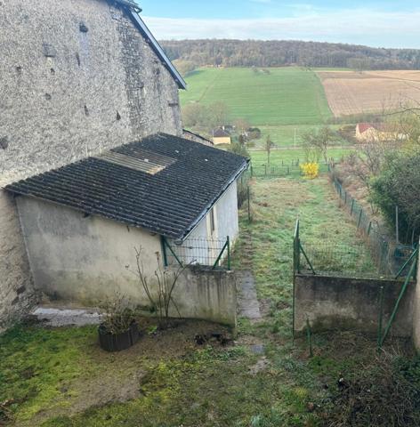 Dpt (88), Secteur VITTEL / CONTREXEVILLE , à vendre MAISON T5 avec GARAGE et TERRAIN de 671 m2