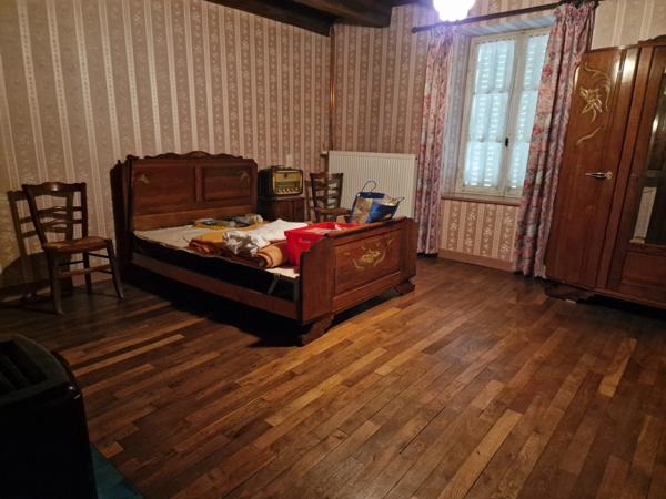 Dpt (88), Secteur VITTEL / CONTREXEVILLE , à vendre MAISON T5 avec GARAGE et TERRAIN de 671 m2