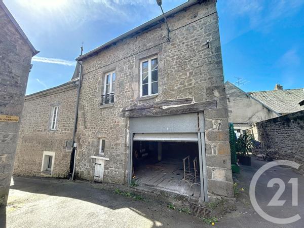 Immeuble à vendre  260 m2 ST VAURY - 23