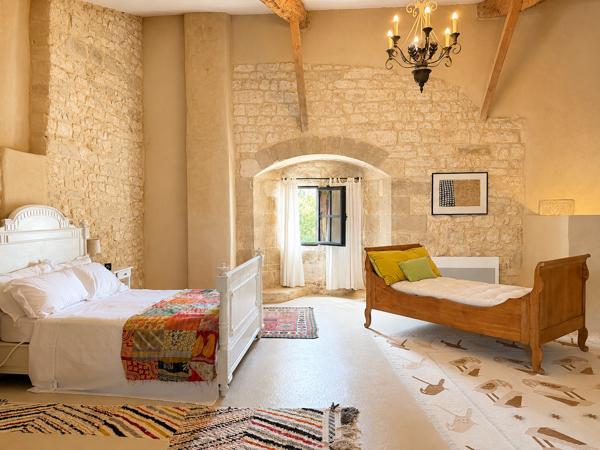 Vente Maison de luxe Uzès 7 Pièces 320 m²