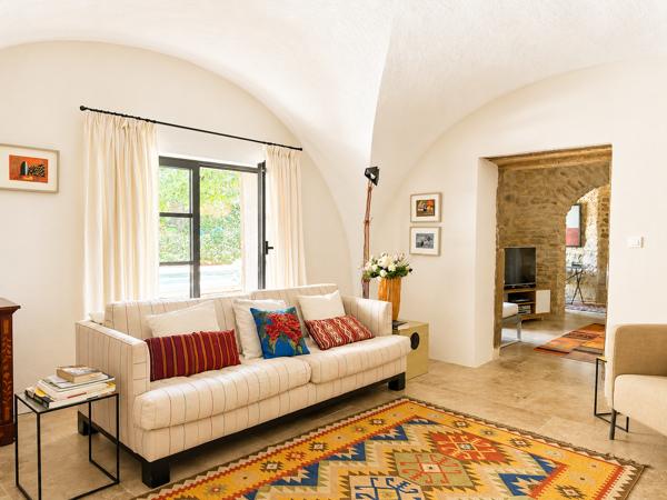 Vente Maison de luxe Uzès 7 Pièces 320 m²