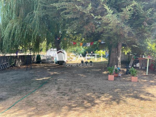 Maison rénovée avec son beau jardin