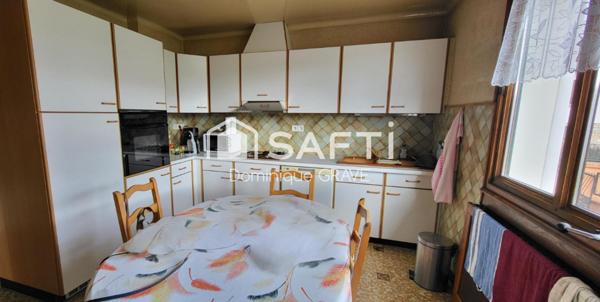 Maison - 5 pièces - 100m²