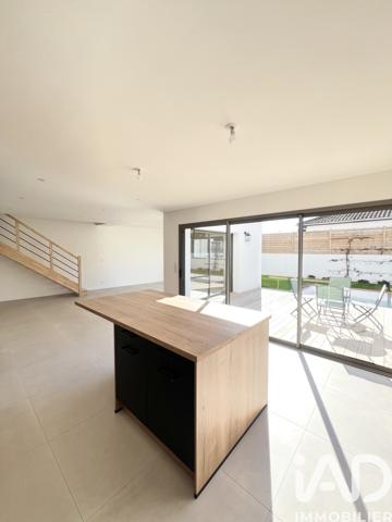 Maison à vendre 6 pièces 158 m² Angoulins