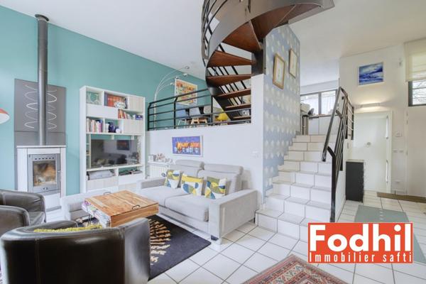 Maison contemporaine de 130 m²- 4 ch- Rooftop de 76 m²- un jardin et un sous sol de 84 m².