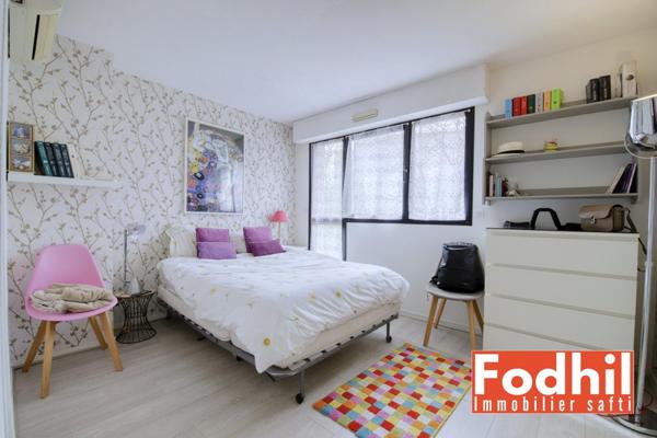 Maison contemporaine de 130 m²- 4 ch- Rooftop de 76 m²- un jardin et un sous sol de 84 m².