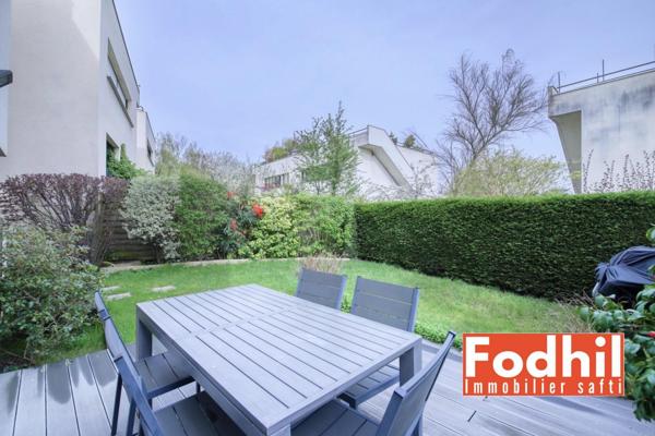 Maison contemporaine de 130 m²- 4 ch- Rooftop de 76 m²- un jardin et un sous sol de 84 m².