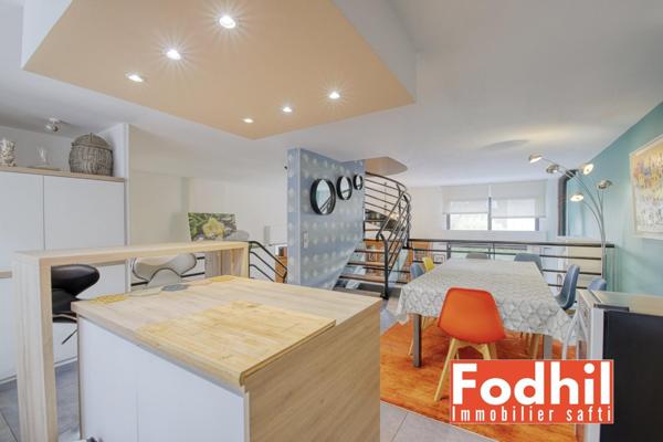 Maison contemporaine de 130 m²- 4 ch- Rooftop de 76 m²- un jardin et un sous sol de 84 m².