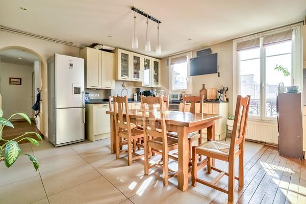Appartement Issy Les Moulineaux 6 pièce(s) 130 m2 Dernier etage