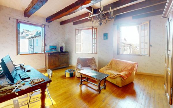 Maison à vendre    5 pièces •  Sauveterre-de-Rouergue