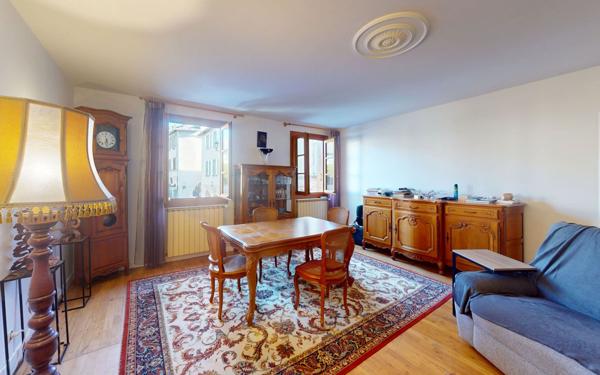 Maison à vendre    5 pièces •  Sauveterre-de-Rouergue