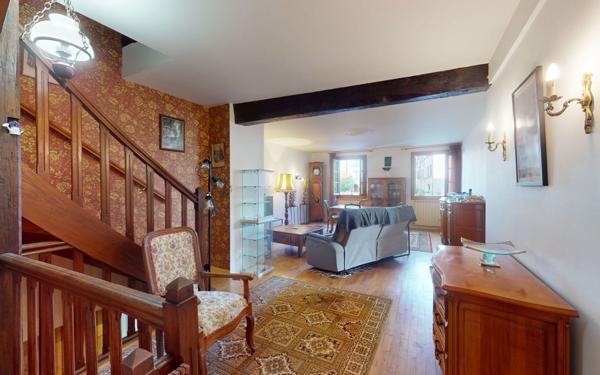 Maison à vendre    5 pièces •  Sauveterre-de-Rouergue