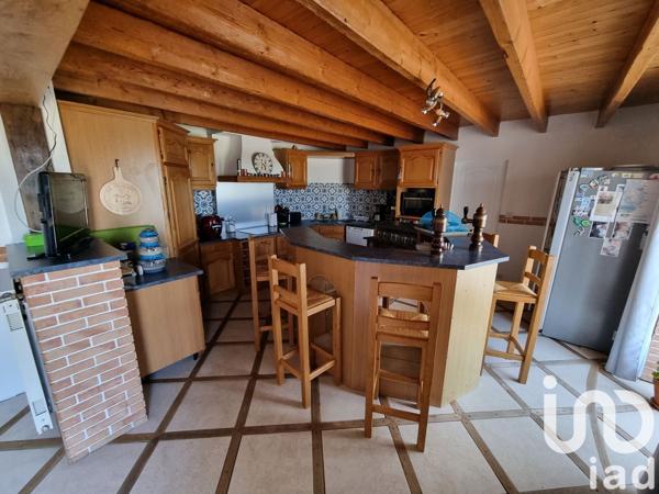 Maison 6 pièces de 182 m² à Thénezay (79390)