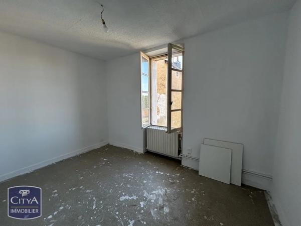 Immeuble à vendre 285m² Poitiers (86000)