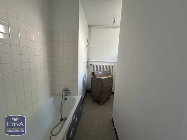 Immeuble à vendre 285m² Poitiers (86000)