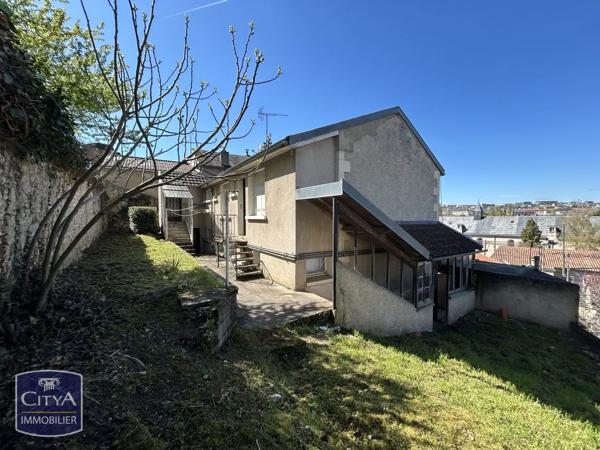 Immeuble à vendre 285m² Poitiers (86000)
