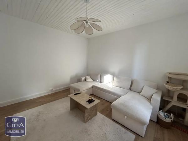 Immeuble à vendre 285m² Poitiers (86000)