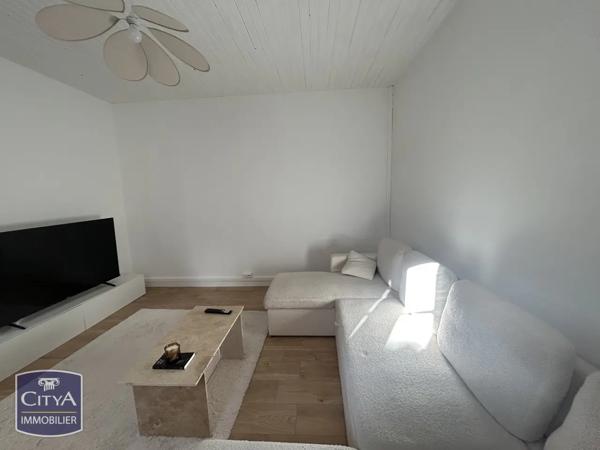 Immeuble à vendre 285m² Poitiers (86000)