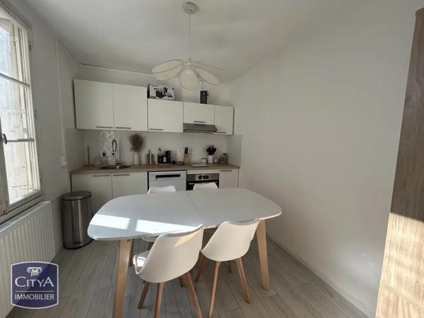 Immeuble à vendre 285m² Poitiers (86000)