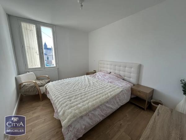 Immeuble à vendre 285m² Poitiers (86000)